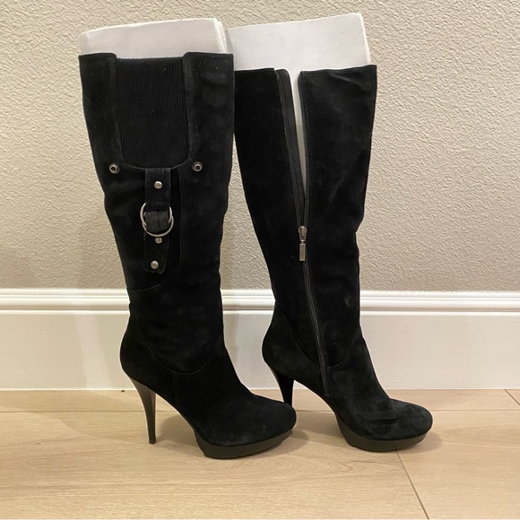 Guess Black Knee high Boots - Picture 1 of 2